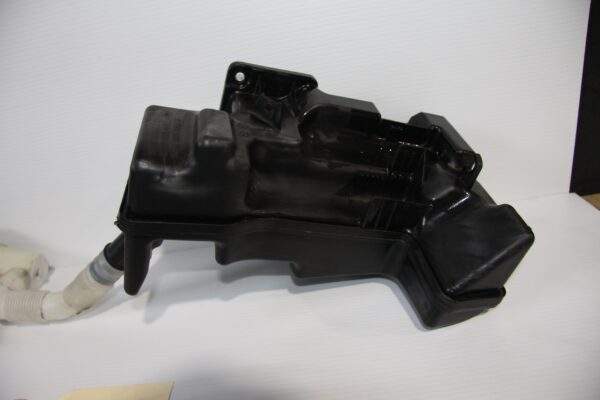 Volkswagen Mk6 Golf Washer Fluid Reservoir 5K0 955 453