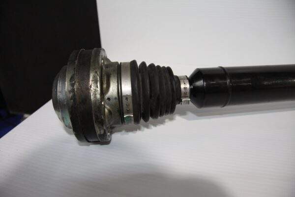 Volkswagen Mk6 GTi Drivers Right Driveshaft 1K0 407 272 RE