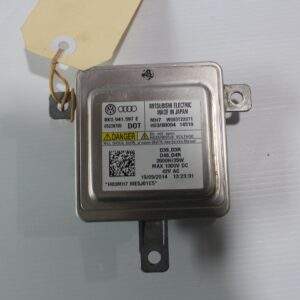 Audi Volkswagen Xenon Headlight Ballast Module 8K0 941 597 E - Image 4