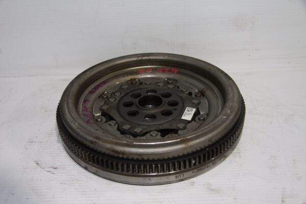 Audi 8V S3 8S tt / Volkswagen MK7 Golf Dual Mass Flywheel 06K 105 266 A