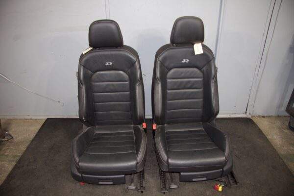Volkswagen Golf Mk7 R Front Seats Pair - Leather Black