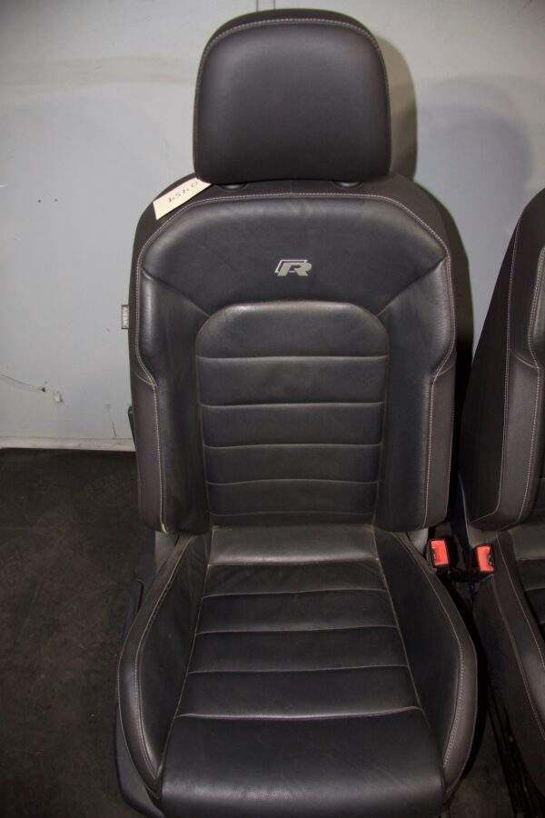 Volkswagen Golf Mk7 R Front Seats Pair - Leather Black