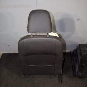 Volkswagen Golf Mk7 R Front Seats Pair - Leather Black - Image 4