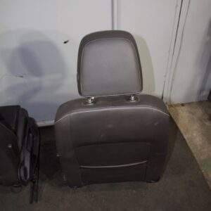 Volkswagen Golf Mk7 R Front Seats Pair - Leather Black - Image 3