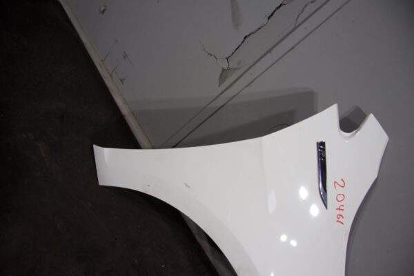 Volkswagen Golf Mk7 TSi GTi R Front Right Guard Wing Fender Panel - White