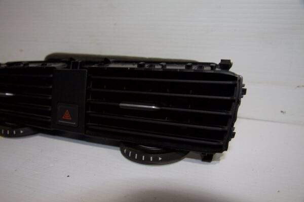Volkswagen Golf Mk7 Centre Vent 5G2 815 736