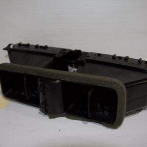 Volkswagen Golf Mk7 Centre Vent 5G2 815 736 - Image 3