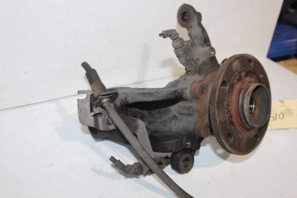 Volkswagen Golf Mk6 GTI Front Left Knuckle Carrier 1K0 407 255 AA