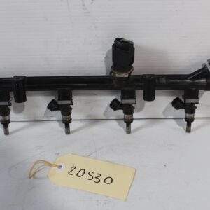 Volkswagen Mk7 Golf R Fuel Rail With Injectors 06K 133 681 A