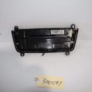 BMW F80 M3 AC Radio Control Panel Unit 61316832881 17313810 - Image 5