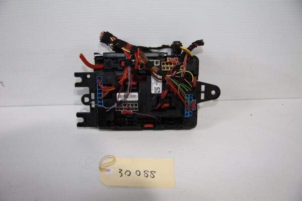 BMW F80 M3 Fuse box 9389070