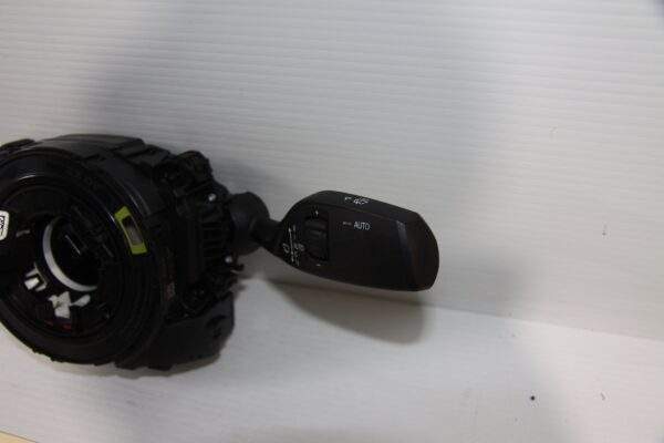 BMW F80 F82 F87 M2 M3 M4 Steering Angle Indicator Stalk 10281308