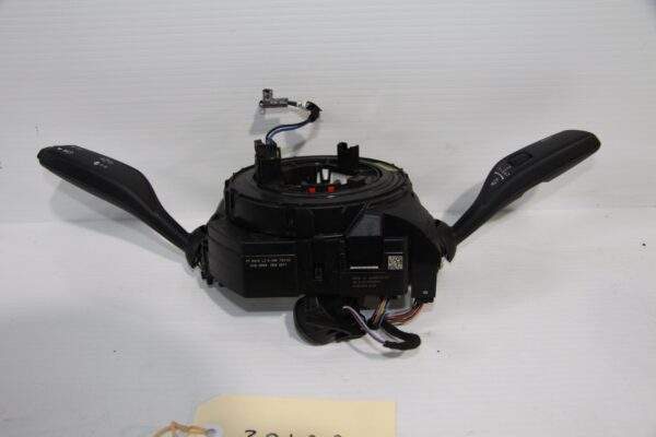 BMW F80 F82 F87 M2 M3 M4 Steering Angle Indicator Stalk 10281308