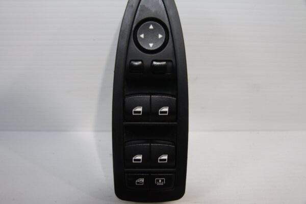 BMW F80 Drivers Window Switch Panel 921848203