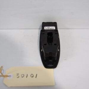 BMW F80 Drivers Window Switch Panel 921848203 - Image 3