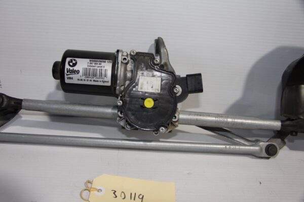 BMW F80 F82 F87 M2 M3 M4 Wiper Motor Assembly 726750403