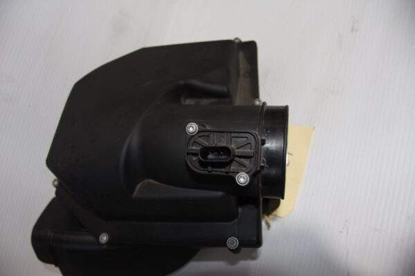 BMW F80 F82 F87 M2 M3 M4 Right Passenger Intake Filter Air Box 70548987