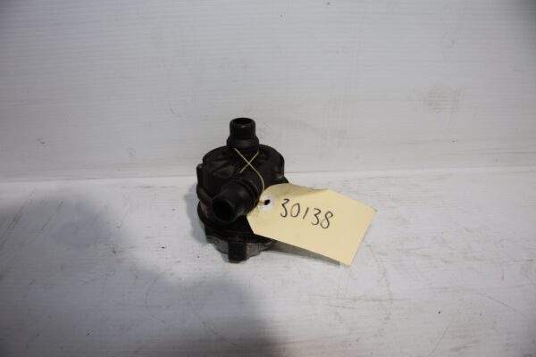 BMW F80 F82 M3 M4 Auxiliary Electric Water Pump Coolant Pump 863795304