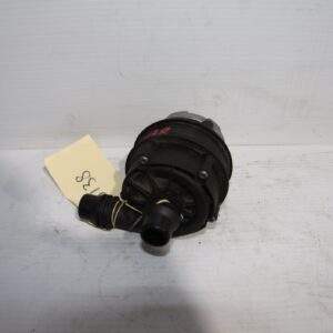 BMW F80 F82 M3 M4 Auxiliary Electric Water Pump Coolant Pump 863795304 - Image 2