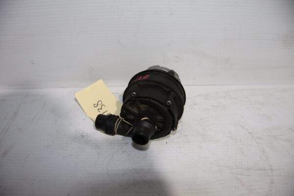 BMW F80 F82 M3 M4 Auxiliary Electric Water Pump Coolant Pump 863795304