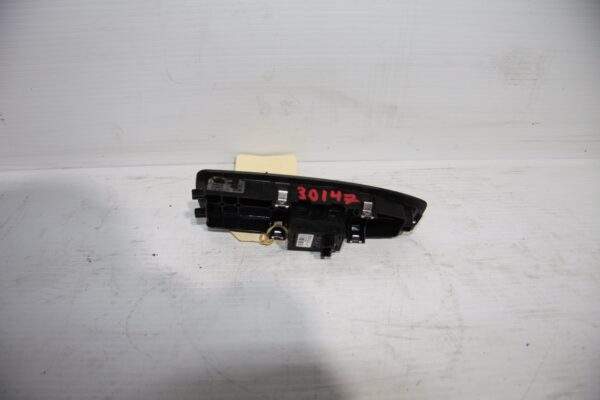 BMW F80 M3 Front Left Passenger Side Power Door Window Switch 9208107