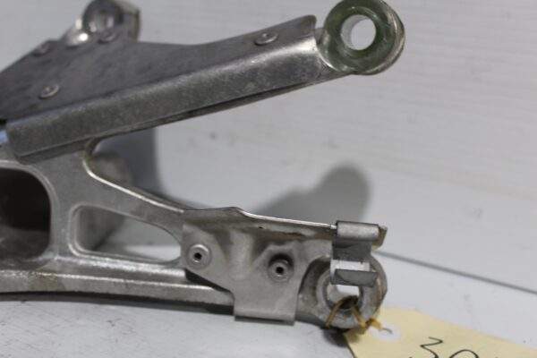 BMW F80 F82 M3 M4 Front Right Engine Bracket 2284204
