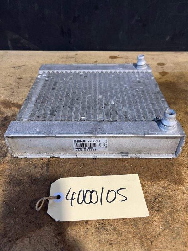 Mercedes Benz W176 W117 M133 Radiator Cooler A0995003203