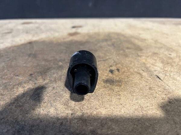 Mercedes Benz Trans Filler Cap Cover A1402700091