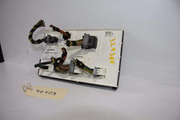 Mercedes Benz W176 W117 A CLA Class Body Control Module A2469009413