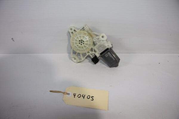 Mercedes Benz Front Left Passenger Door Window Regulator Motor A0009065806