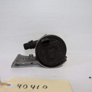 Mercedes Benz W205 W212 W219 Aux Additional Water Pump A0005001486 - Image 2