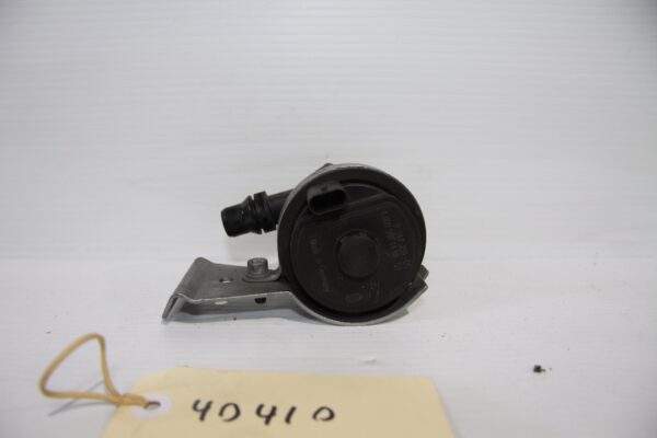 Mercedes Benz W205 W212 W219 Aux Additional Water Pump A0005001486