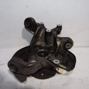 Mercedes Benz W176 A45 AMG Rear Right Knuckle Carrier A2464230220 - Image 6