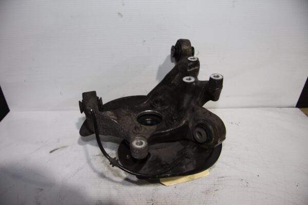 Mercedes Benz W176 A45 AMG Rear Right Knuckle Carrier A2464230220