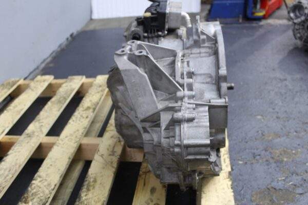 Mercedes Benz W176 W117 A250 CLA250 4-Matic Transmission Gearbox 724.011