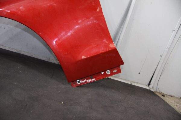 Mercedes Benz W205 C Class Front Left Passanger Wing Guard Fender A2058810101