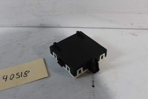 Mercedes Benz W205 C Class Front Left Door Control Module A2229001512