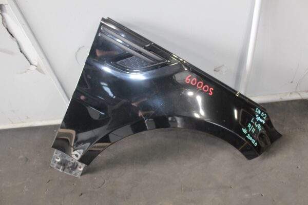 Land Rover Range Rover Sport L494 Front Right Driver Fender Guard DK6216015