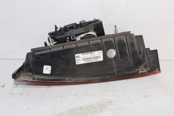 Audi 8V A3 S3 RS3 Passenger Left Inner Taillight 8V5 945 093 H