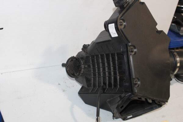 Audi 8R Q5 SQ5 3.0TDi Air Intake Box 8K0133835BR, 059906461Q, 059129629B