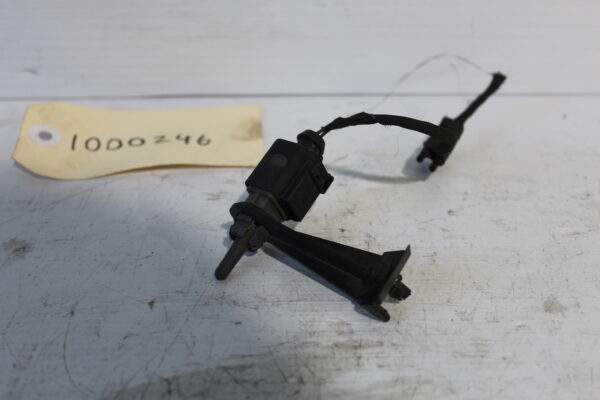 Audi Volkswagen Outside Ambient Air Temperature Sensor 8Z0 820 535 A