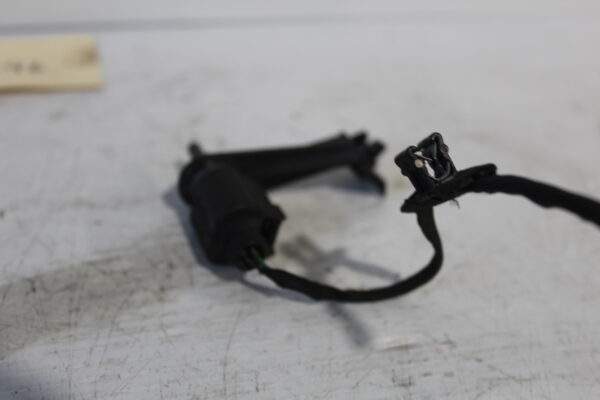 Audi Volkswagen Outside Ambient Air Temperature Sensor 8Z0 820 535 A