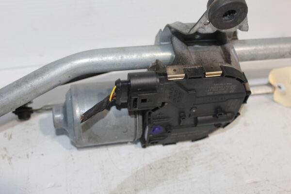 Audi 8V A3 S3 RS3 Wiper Motor With Linkage 8V2 955 119 C, 8V2 955 023 C