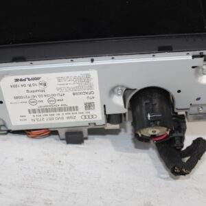 Audi 8V A3 S3 RS3 MMI Headunit Radio Display Screen 8V0 857 273 N - Image 2