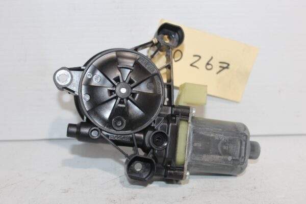 Audi Volkswagen Window Motor Regulator 5Q0959801 B