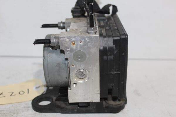 Audi A3 S3 / Volkswagen Golf Mk7 ABS Pump Unit Module 3Q0 907 379 AA
