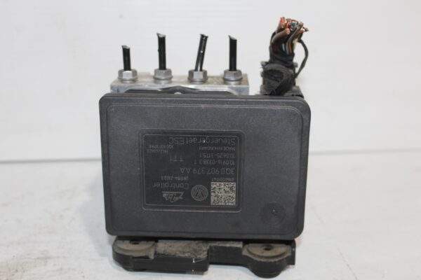 Audi A3 S3 / Volkswagen Golf Mk7 ABS Pump Unit Module 3Q0 907 379 AA