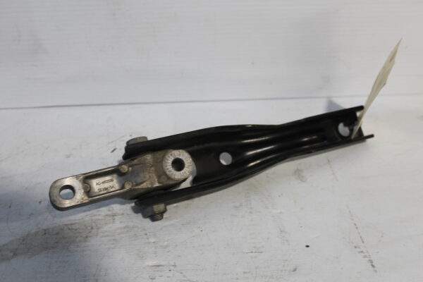 Audi 8V A3 S3 / Volkswagen Mk7 Golf GTI R Lower Dogbone Mount 5Q0 199 855 P