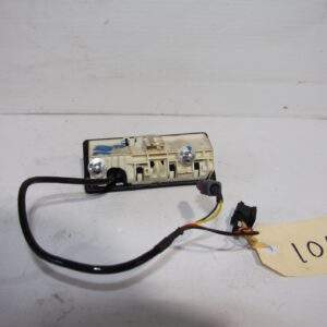 Audi 8V A3 S3 Rear Reverse Camera Boot Handle Trim 8V0 827 566 - Image 3