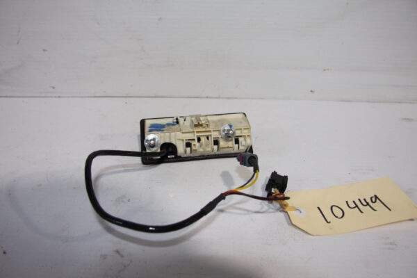 Audi 8V A3 S3 Rear Reverse Camera Boot Handle Trim 8V0 827 566